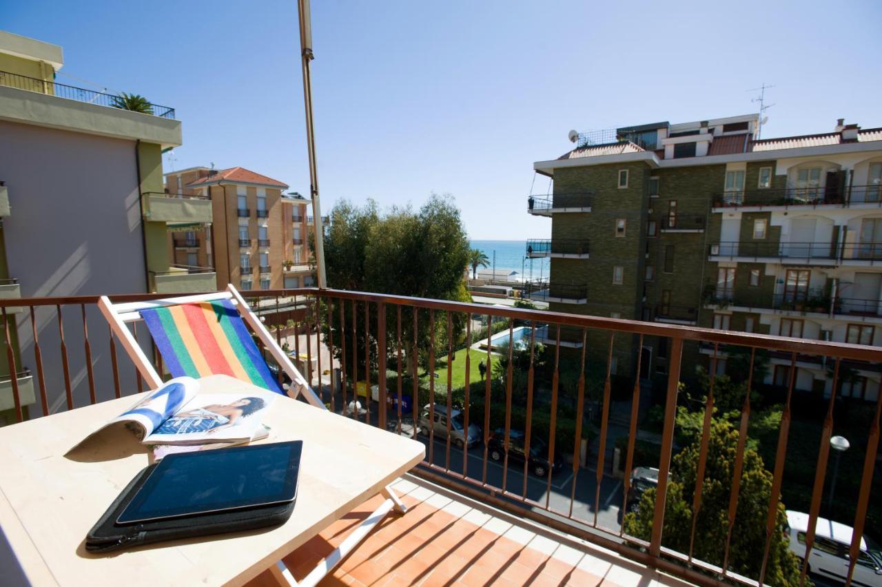 Ligure Residence ピエトラ・リーグレ エクステリア 写真